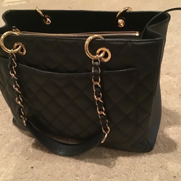 CHANEL Bag - Picture 11 of 16